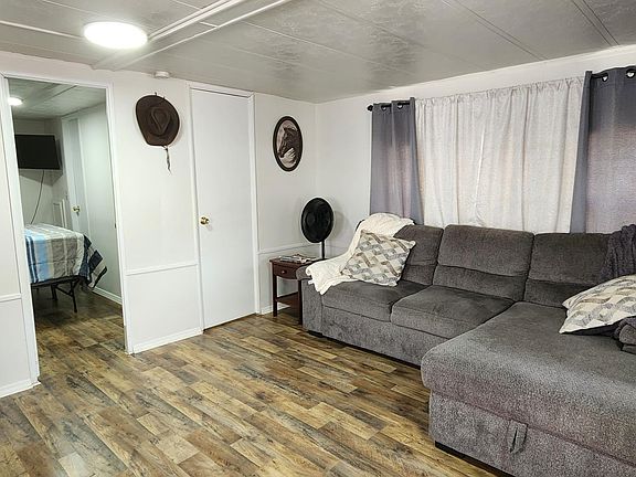 5th image of 7820 Wire Rd #354