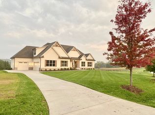 6999 Highgrove Ln, Crestwood, KY 40014