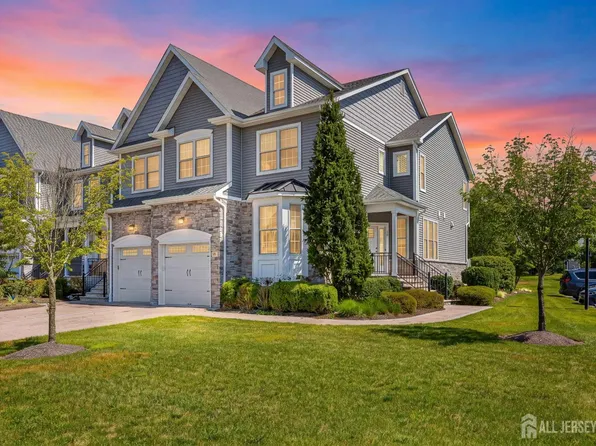 18 McCormick Ave N, Old Bridge, NJ 08857