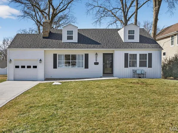 509 Parkwoods Ave, Saint Louis, MO 63122