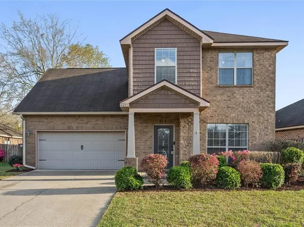 2225 Livingstone Ct, Mobile, AL 36695