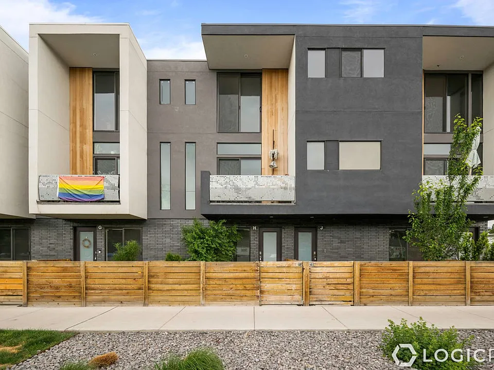 15 E Kensington Ave #H