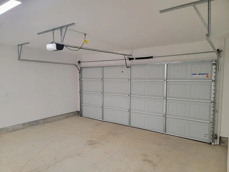 244 Skylane Dr — Photo 18