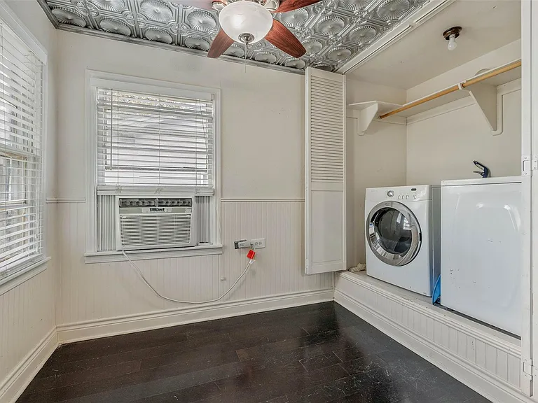1116 Kettler St — Photo 12