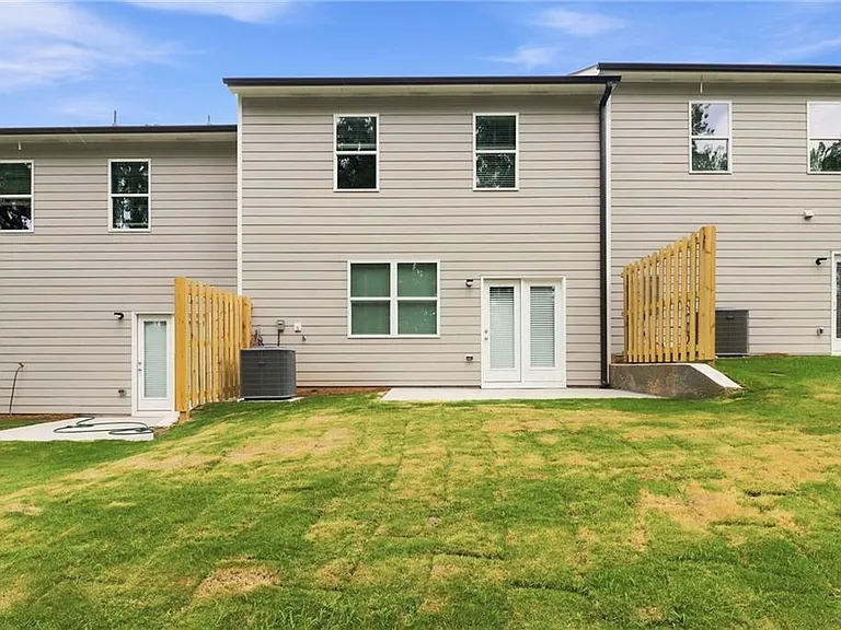 48 Berryville Dr — Photo 33