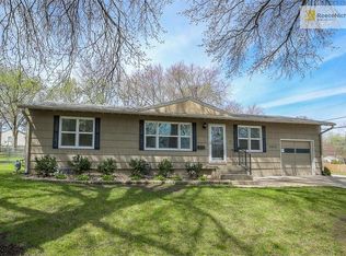 7400 Beverly St, Overland Park, KS 66204
