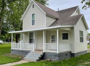 211 W Oliver St, Mansfield, IL 61854