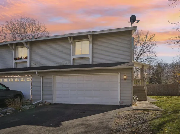 15367 Lesley Ln, Eden Prairie, MN 55346