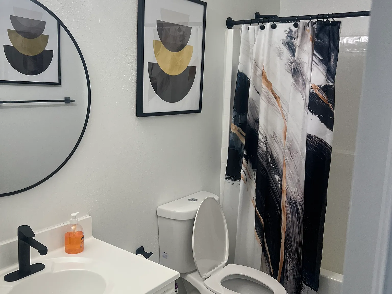 4 bed, 2101 sqft, $750 — Photo 2