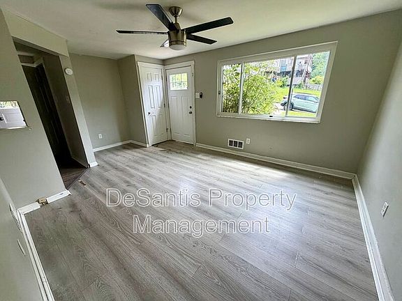 5th image of 1710 Arnold St
