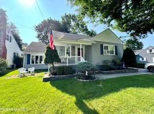 25 Evelyn Ave, Amsterdam, NY 12010