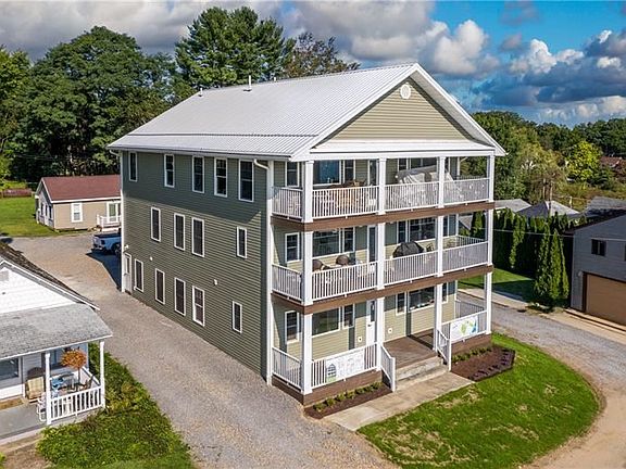 2nd image of 12435 Lake St #101