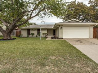 1013 Park Ave, Carrollton, TX 75006