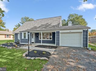 4005 Chelmont Ln, Bowie, MD 20715