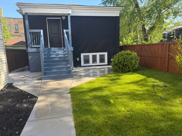 1450 W 62nd St, Chicago, IL 60636