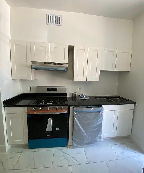 1st image of 1544 W Birchwood Ave #1