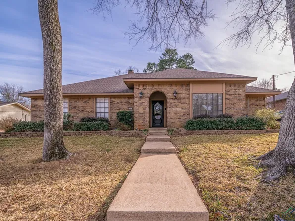 10 Amy Scott Ct, Longview, TX 75605