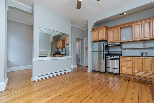 16 Cumberland St #3 — Photo 3