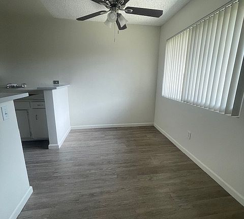 3rd image of 4409 Parks Ave #C