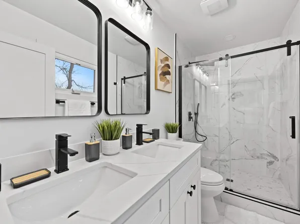 708 W Jasper Ct, Sterling, VA 20164