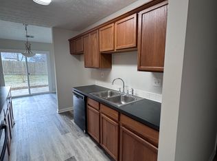 202 Taos Trce, La Grange, KY 40031