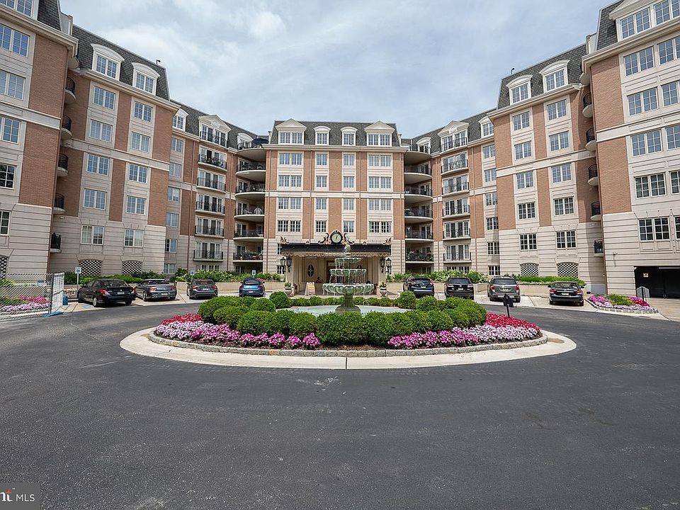 1st image of 190 Presidential Blvd #Penthouse 19