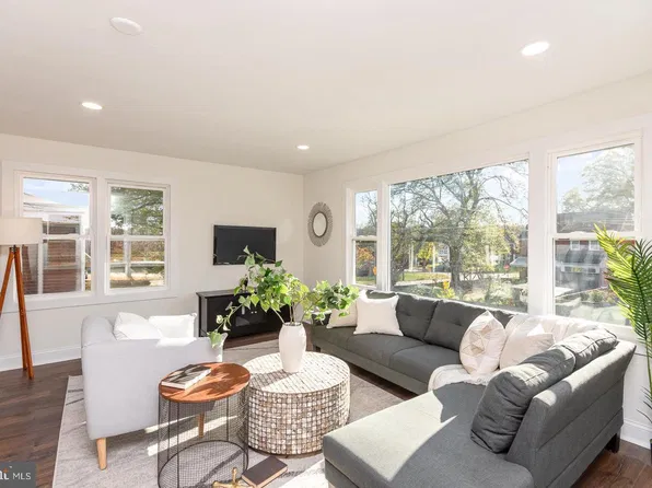 4802 Eastern Ave NE, Washington, DC 20017