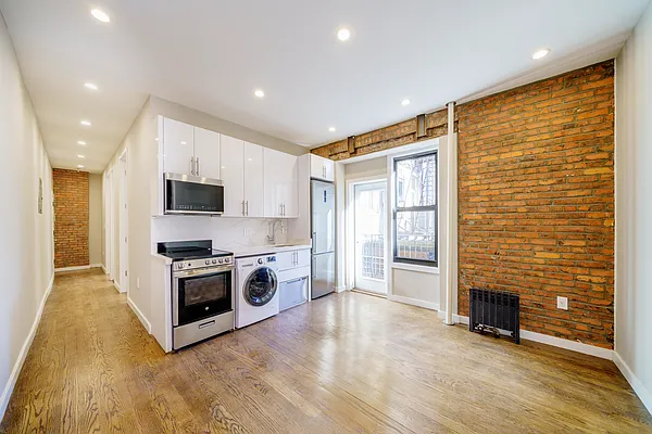 Rented by Douglas Elliman | media 13