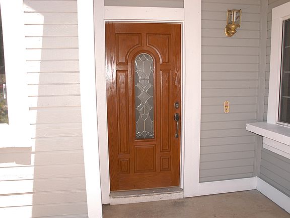 4th image of 211 Delta Leaf Way