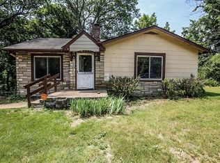 3102 Pleasant View Dr, High Ridge, MO 63049
