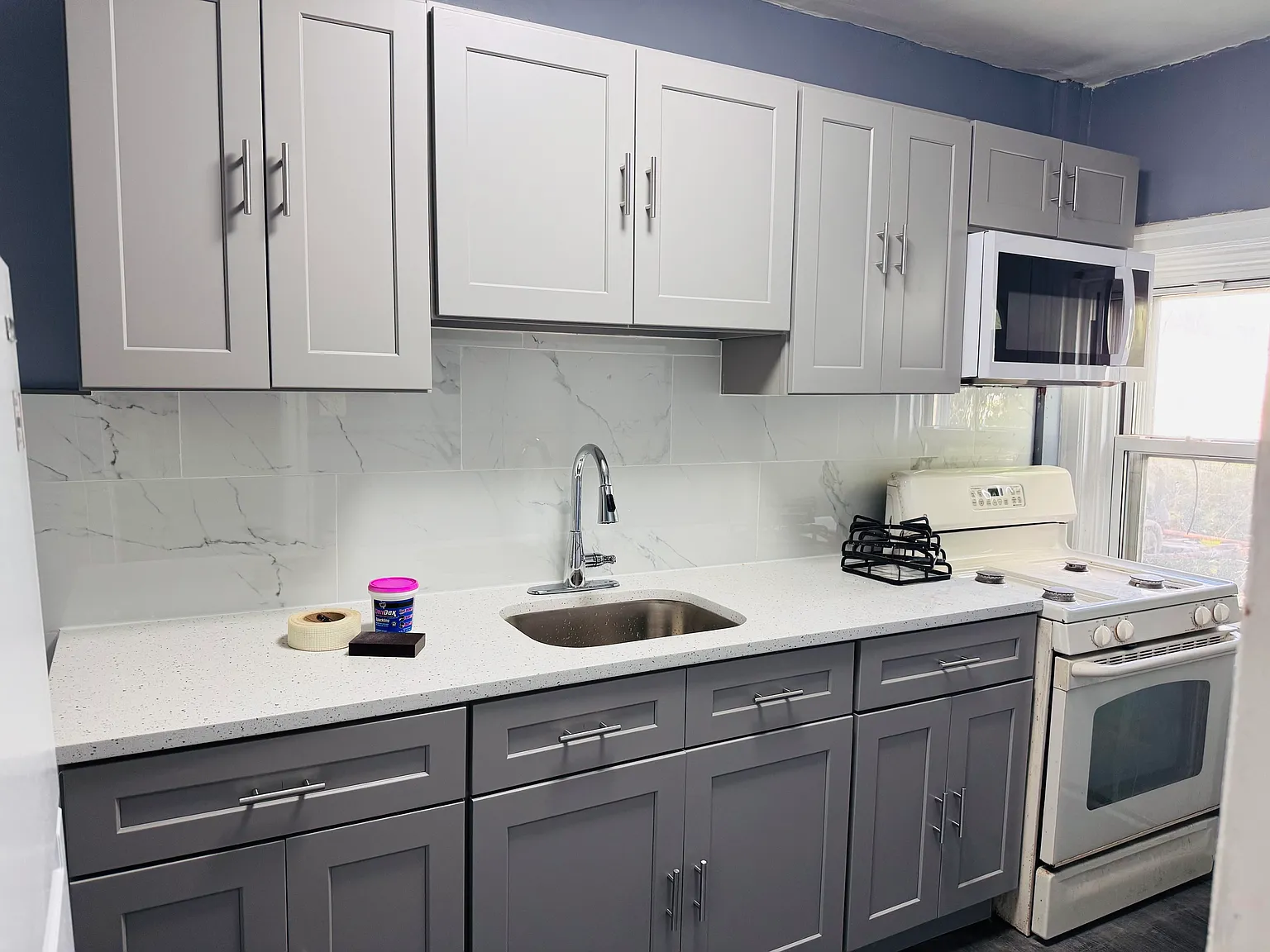 3 bed, 960 sqft, $1,500 — Photo 3
