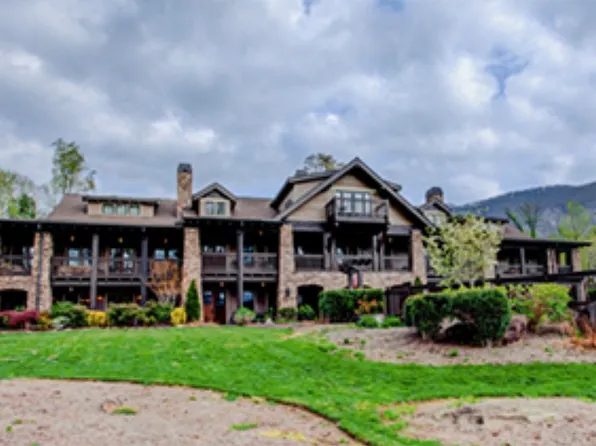 1200 Firefly Cv #202, Lake Lure, NC 28746