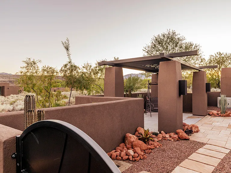 1353 W Lake Dr — Photo 22