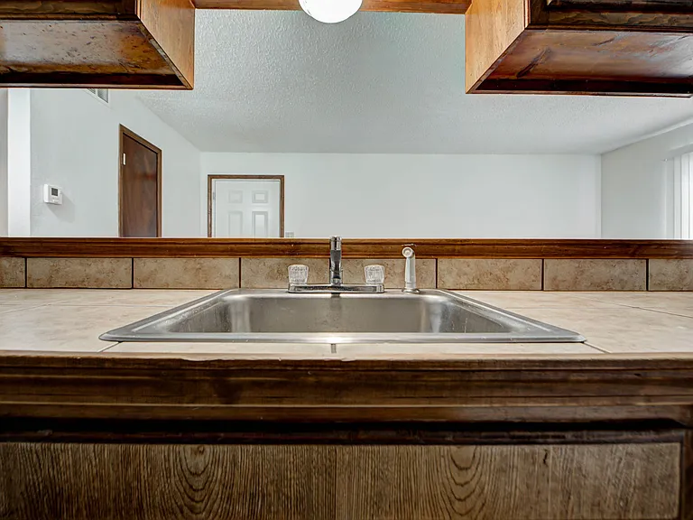 1331 Glen Oaks Ct #4 — Photo 11
