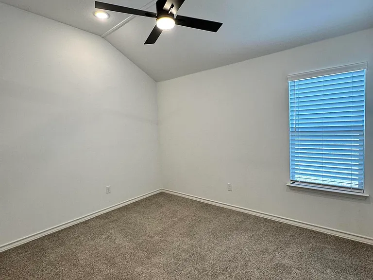 12707 Joliet Ave — Photo 12