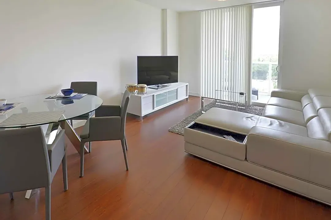 3 bed, $3,599 — Photo 2