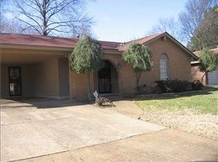 8201 Chesterfield Dr, Southaven, MS 38671