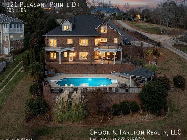 121 Pleasant Pointe Dr
