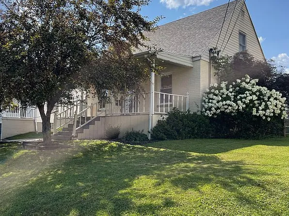 1108 Fairfax St, Fairmont, WV 26554