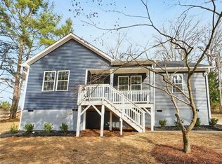 1315 Springdale Dr, Burlington, NC 27215