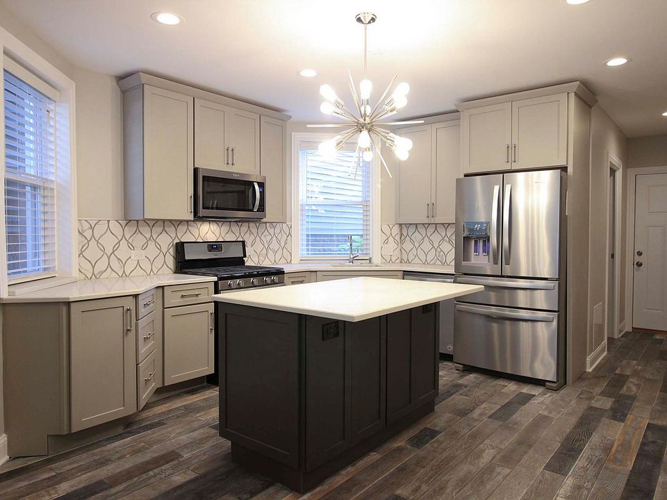1st image of 2732 N Mozart St #G
