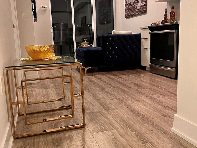 20 Shore Breeze Dr #403 — Photo 7