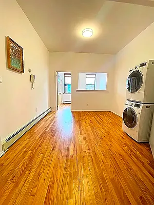 Rented by MOTION New York | media 9