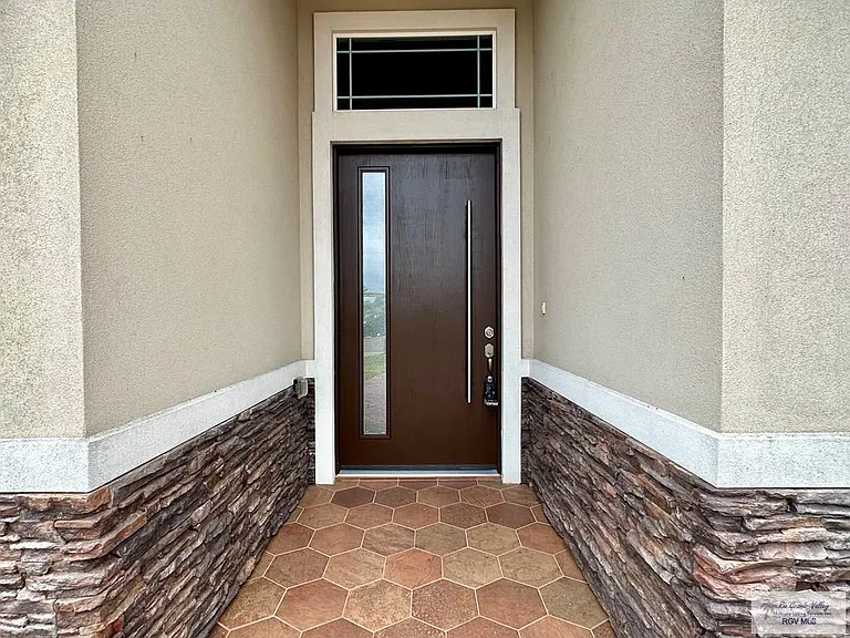 4030 Dalita Ct — Photo 2