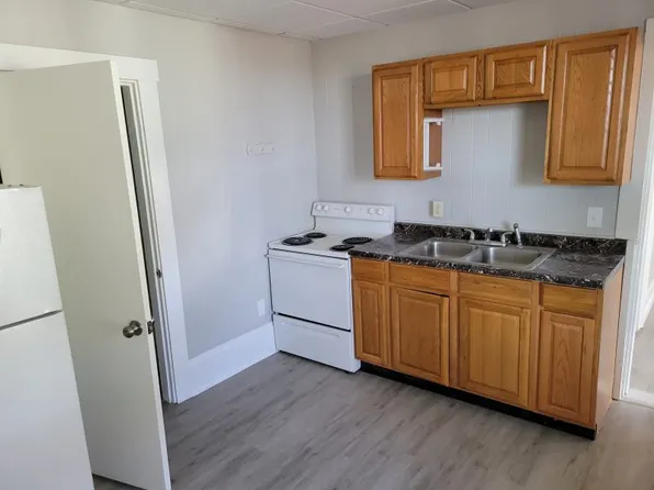22 Highland Ave, 22 Highland Ave #2, Gardiner, ME 04345