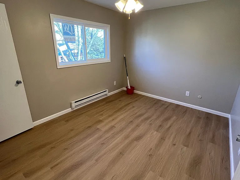 1113-15 Burgundy Ln #1115 — Photo 13