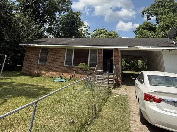 123 Apple St, Ridgecrest, LA 71334