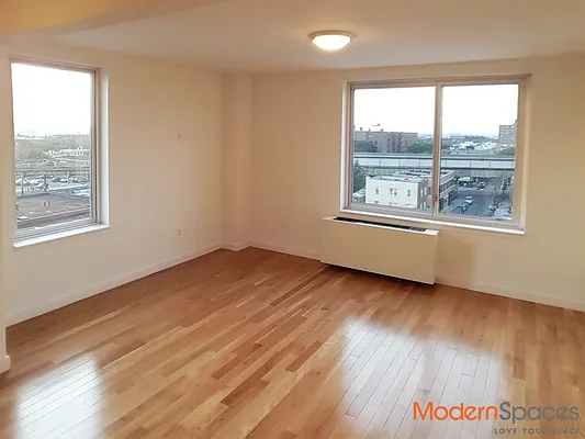 Rented by Modern Spaces | media 13