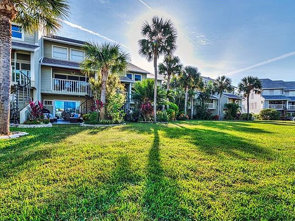 3rd image of 360 Pinellas Bayway S