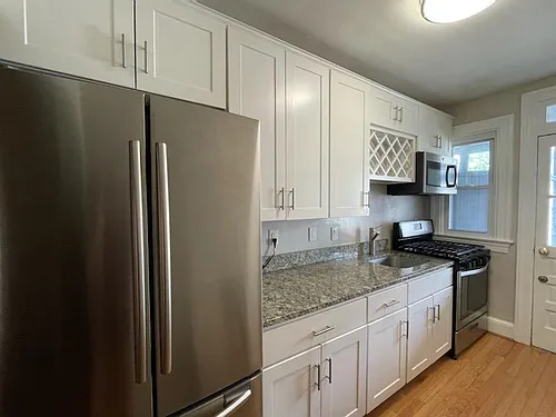 3-2103 Mount Vernon Ave #3 Photo 1